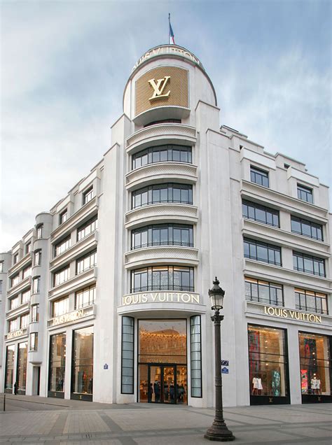 boutique louis vuitton champs elysee|Louis Vuitton outlet in paris.